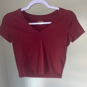 maroon crop top